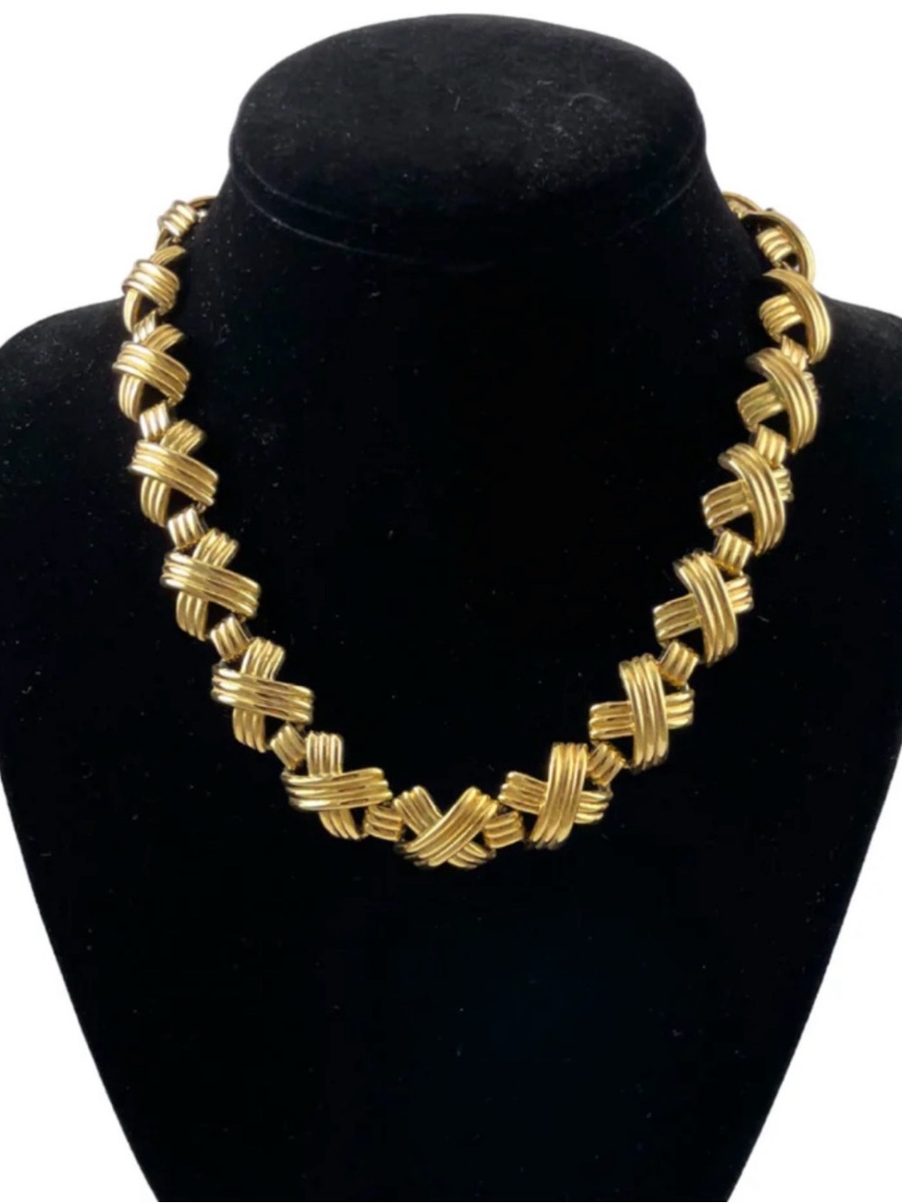 Vintage Gold Tone X Knotted Link Necklace